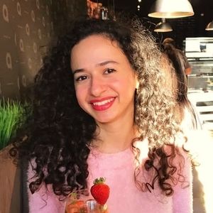 Meet your Posher, Luiza